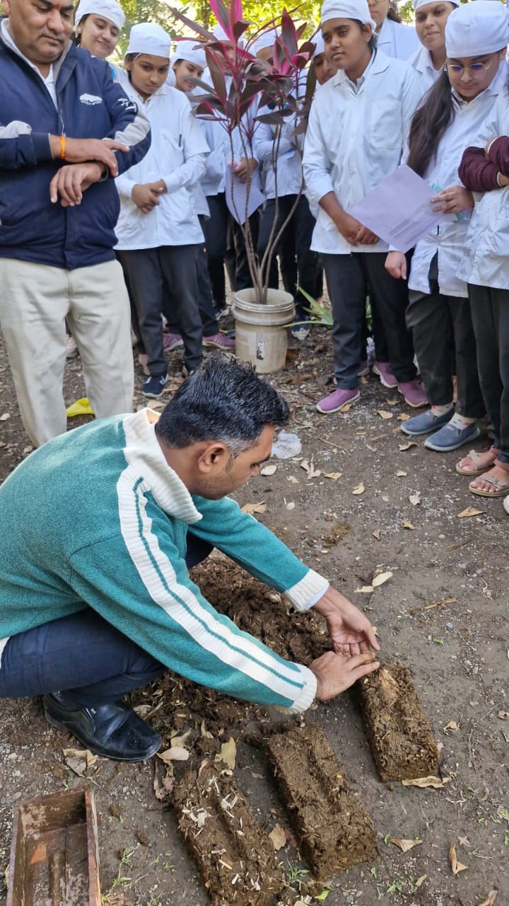 “On today’s date, 15/12/2025, the Department of Pharmacognosy, Smt. Sharadchandrika Suresh Patil College of Pharmacy, Chopda, successfully conducted a one-day Entrepreneurship Training Program titled 